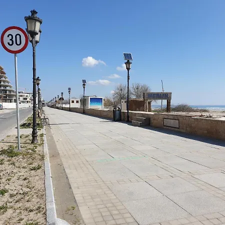 Gesi Apartment - Mamaia Nord Apartament *